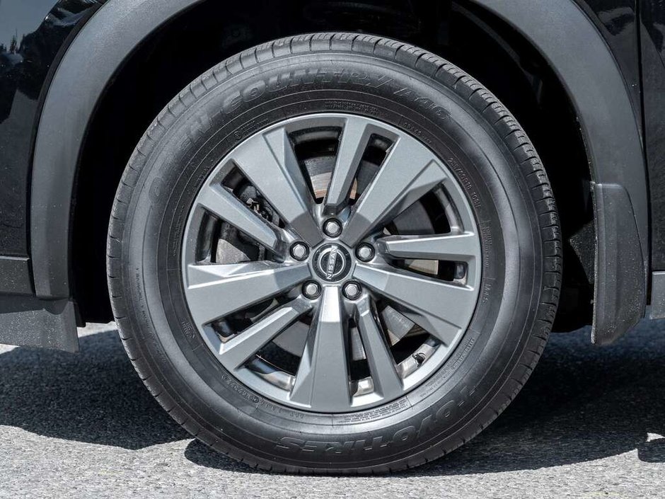 2024 Nissan Pathfinder SV-4