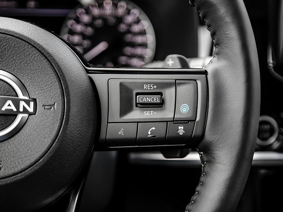 2025 Nissan Pathfinder S-14