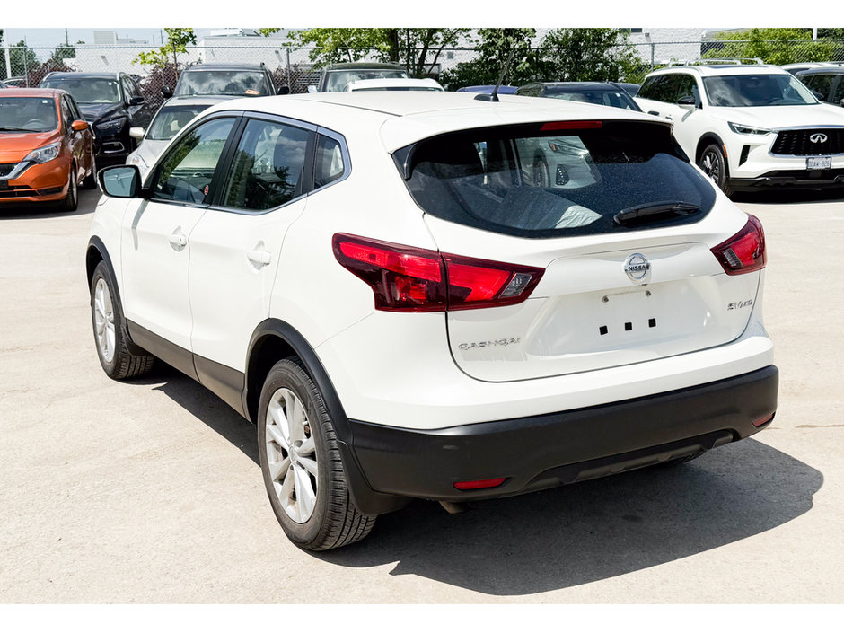 2017 Nissan Qashqai SV-4