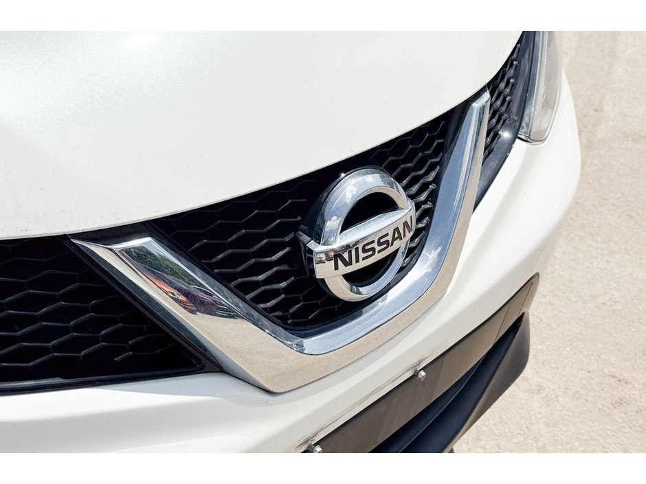 2017 Nissan Qashqai SV-9