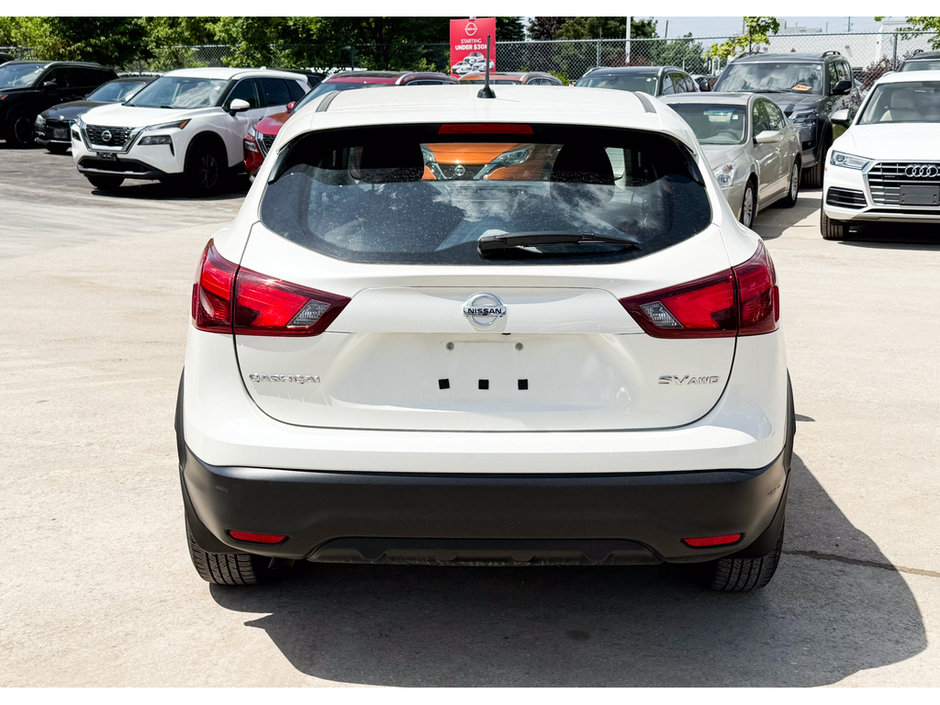 2017 Nissan Qashqai SV-5