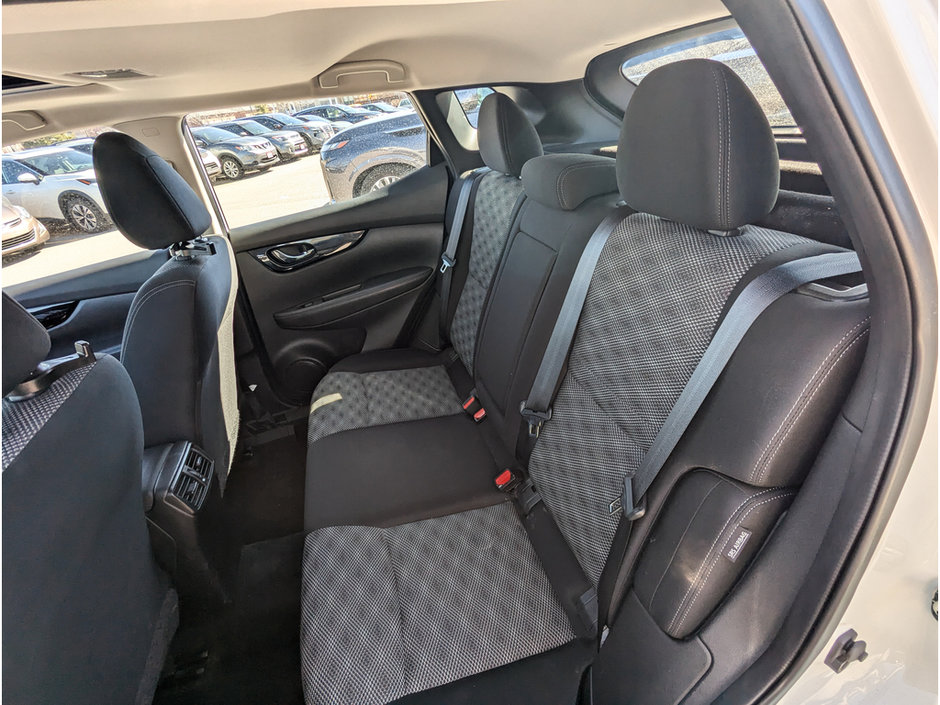 2020 Nissan Qashqai SV-14