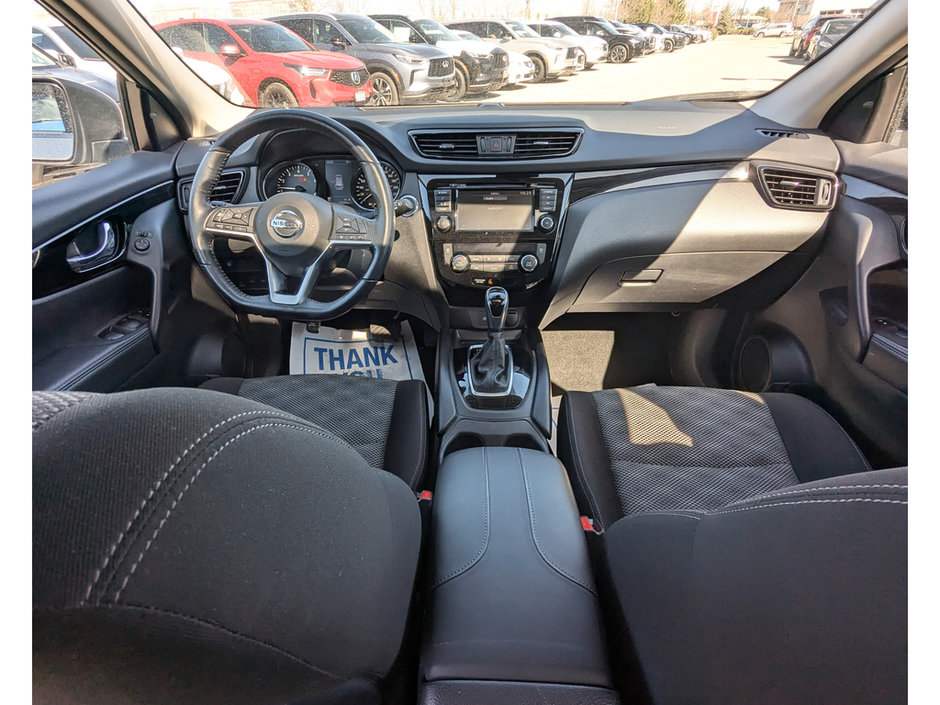 2020 Nissan Qashqai SV-16