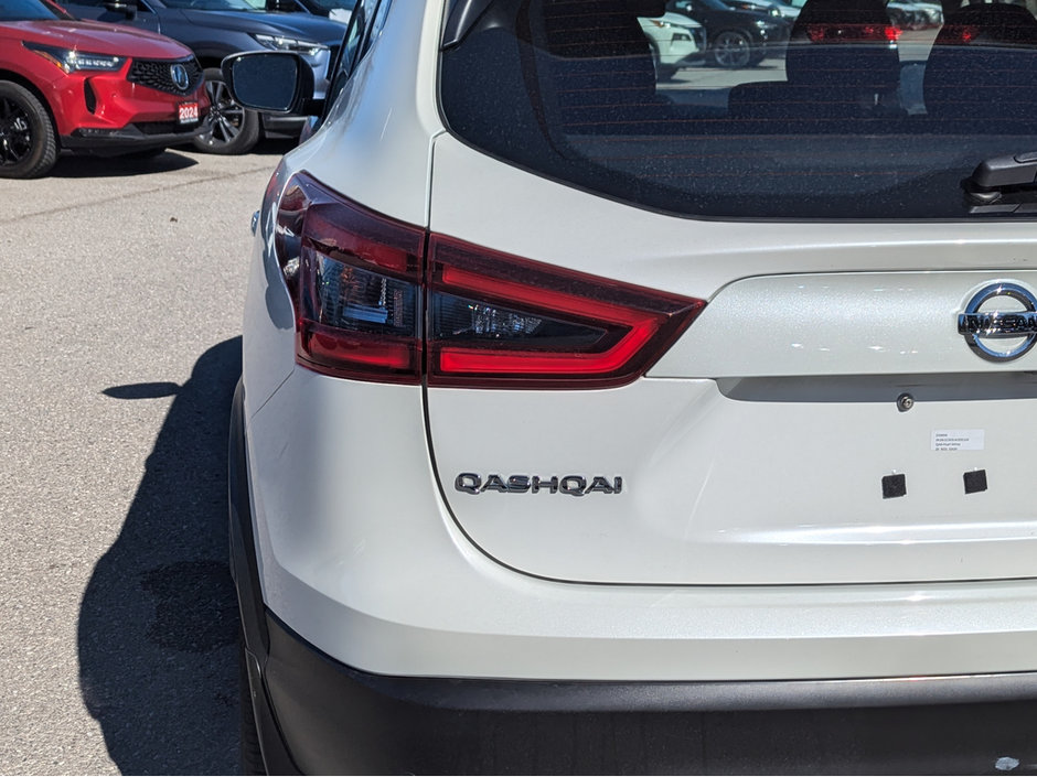 2020 Nissan Qashqai SV-12