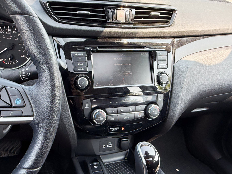 2021 Nissan Qashqai SV-20