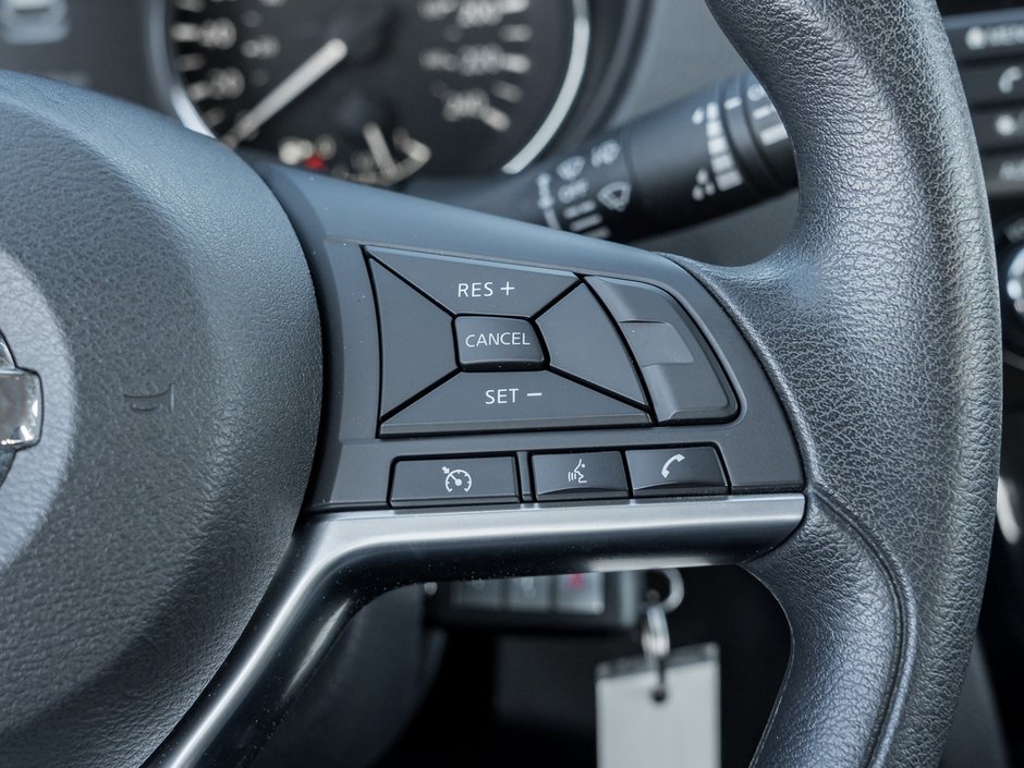 2021 Nissan Qashqai S-10