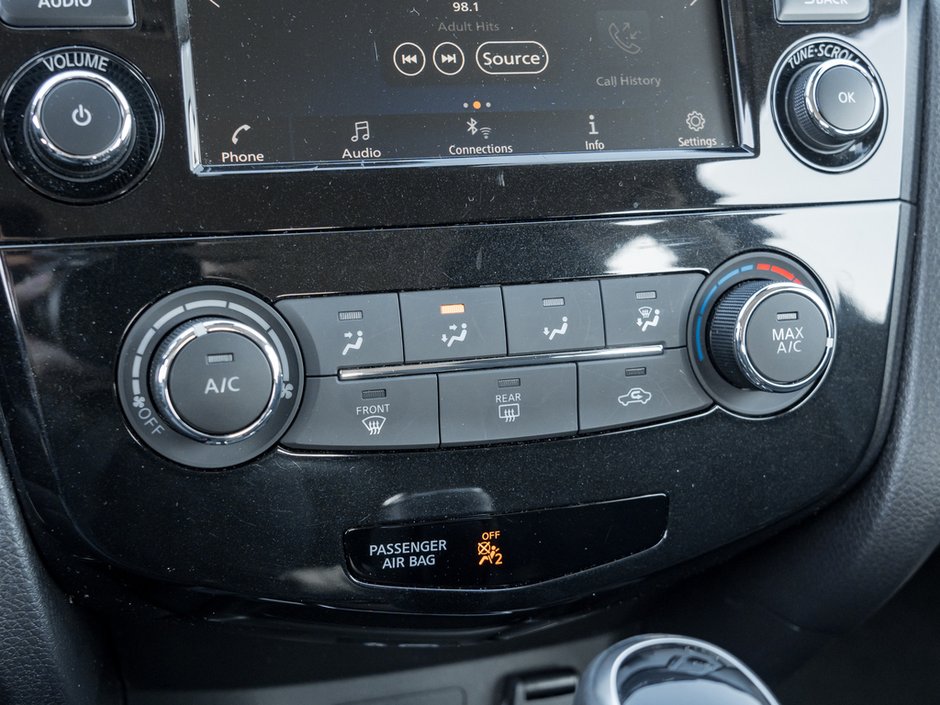 2021 Nissan Qashqai S-18