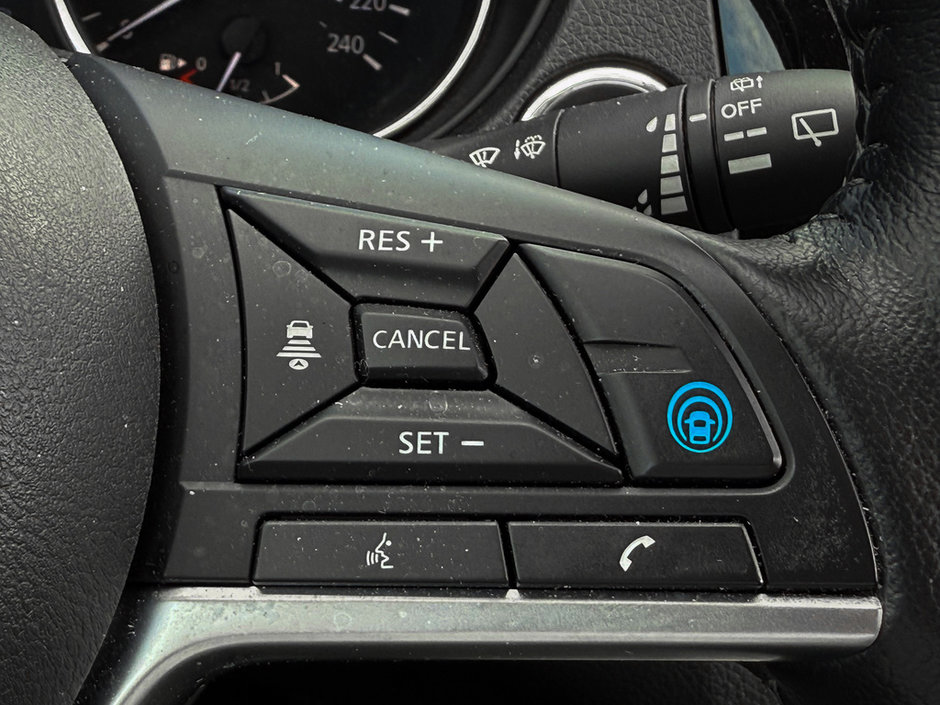 2022 Nissan Qashqai SL-25