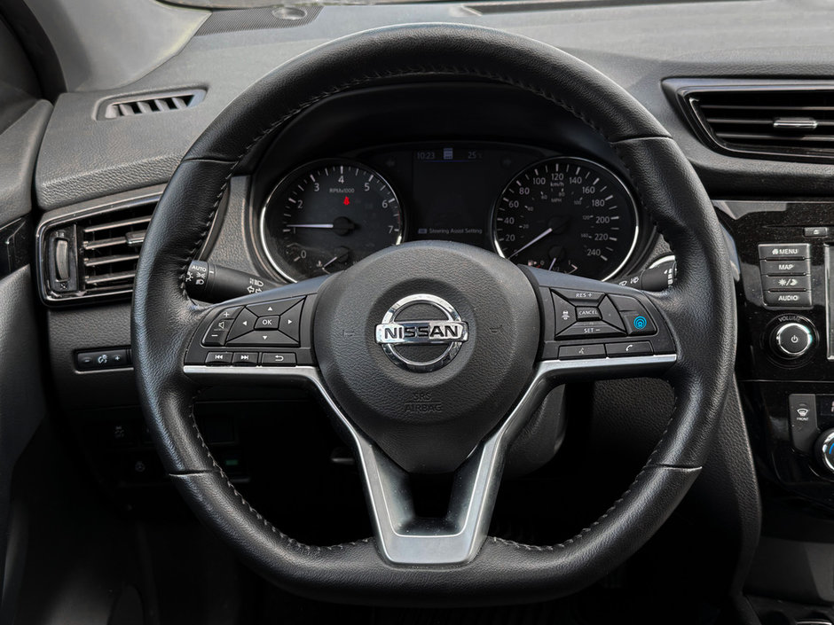 2022 Nissan Qashqai SL-18