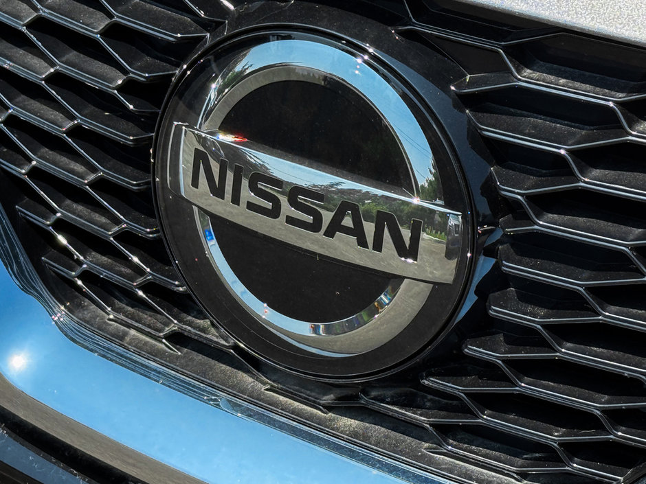 2023 Nissan Qashqai S-10