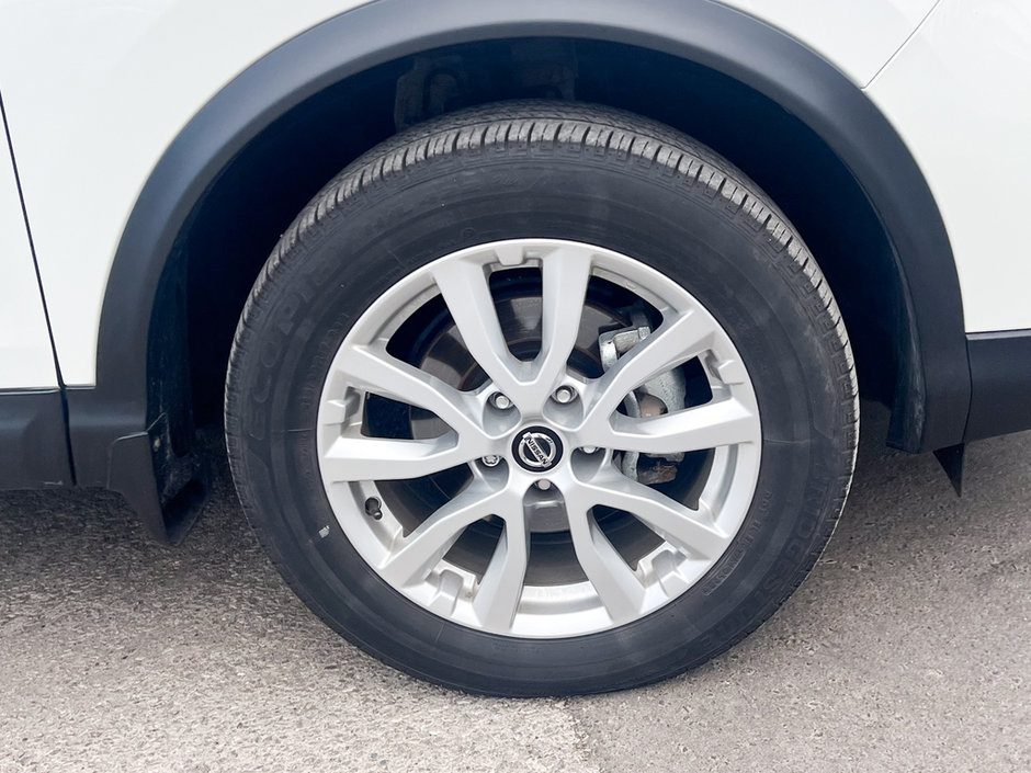 2023 Nissan Qashqai S-10