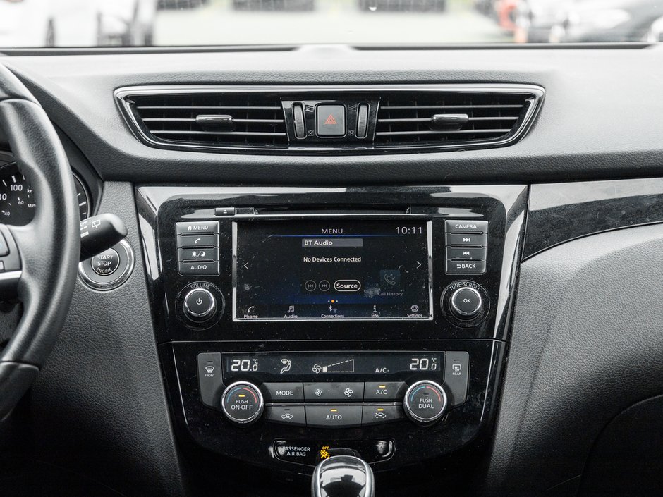2023 Nissan Qashqai SV-23