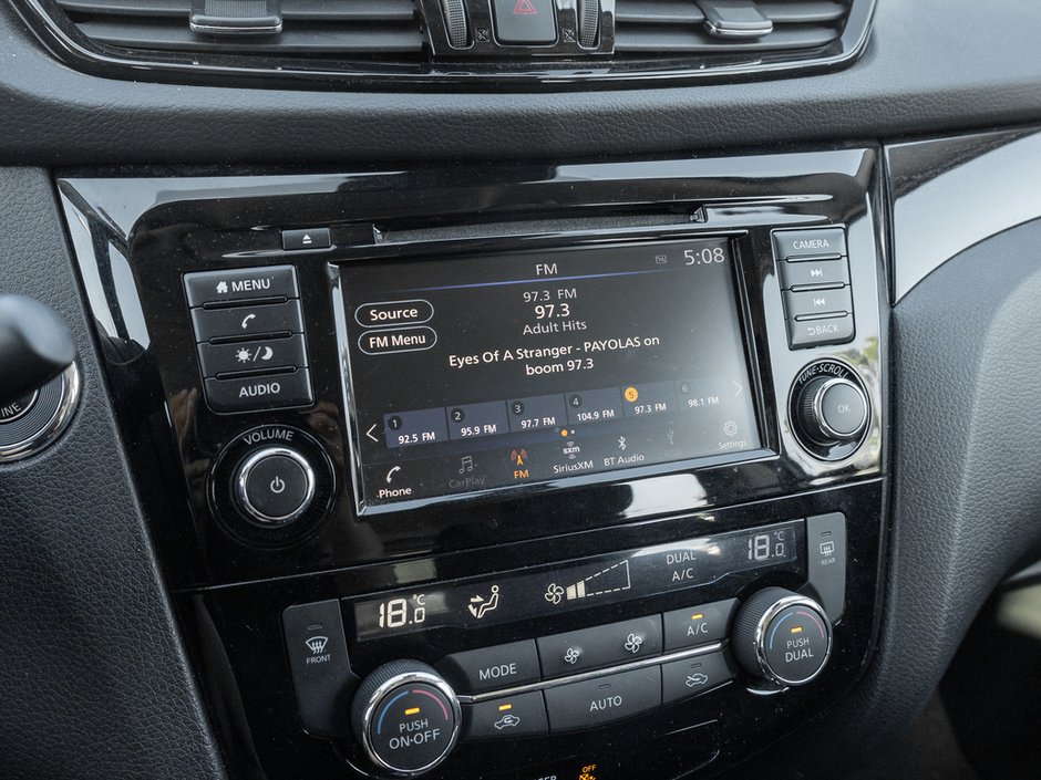 2023 Nissan Qashqai SV-18
