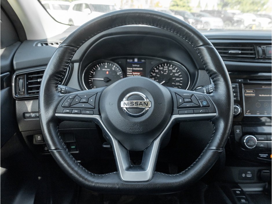 2023 Nissan Qashqai SL-8