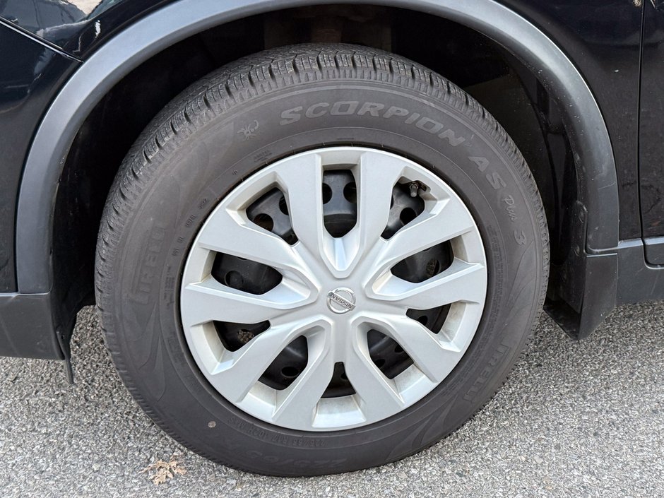 2014 Nissan Rogue S-10