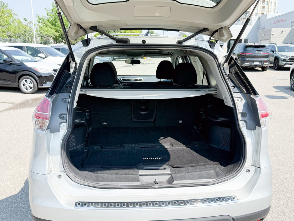 2015 Nissan Rogue SV-15