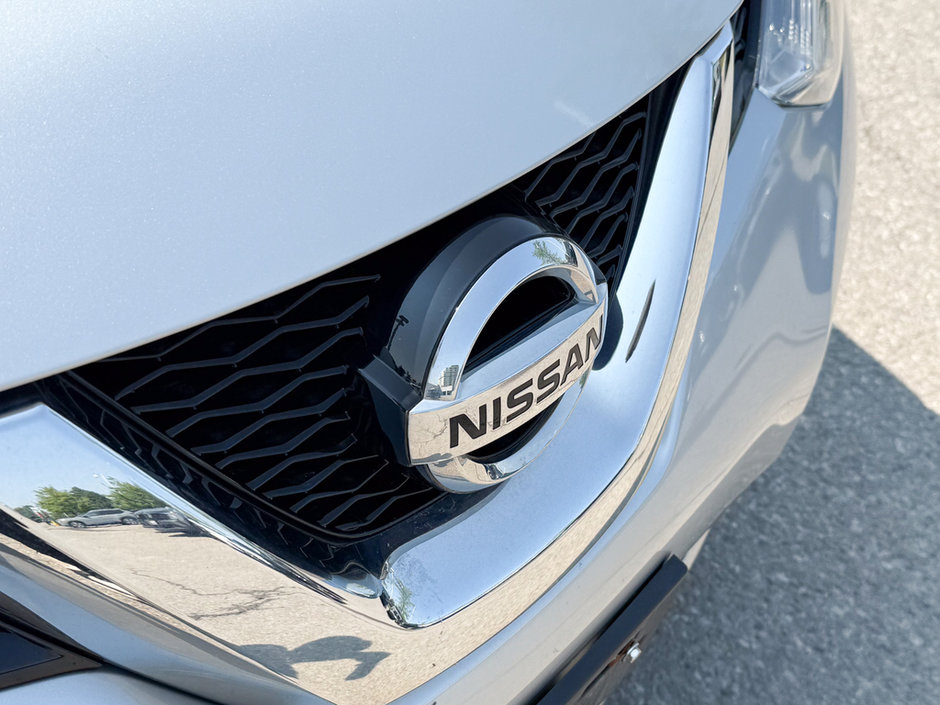 2015 Nissan Rogue SV-12