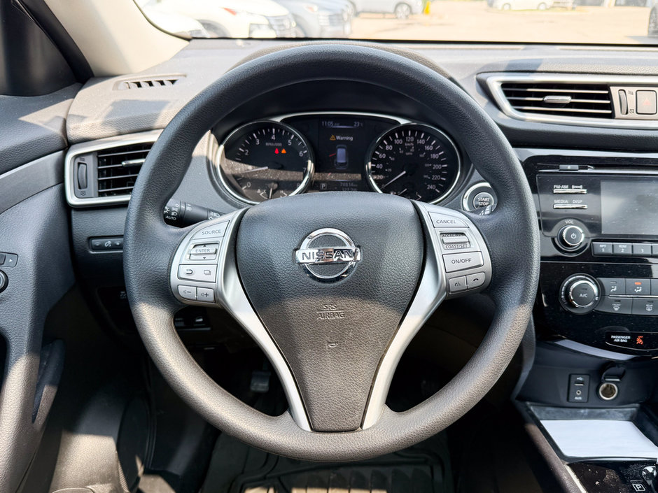 2015 Nissan Rogue SV-20