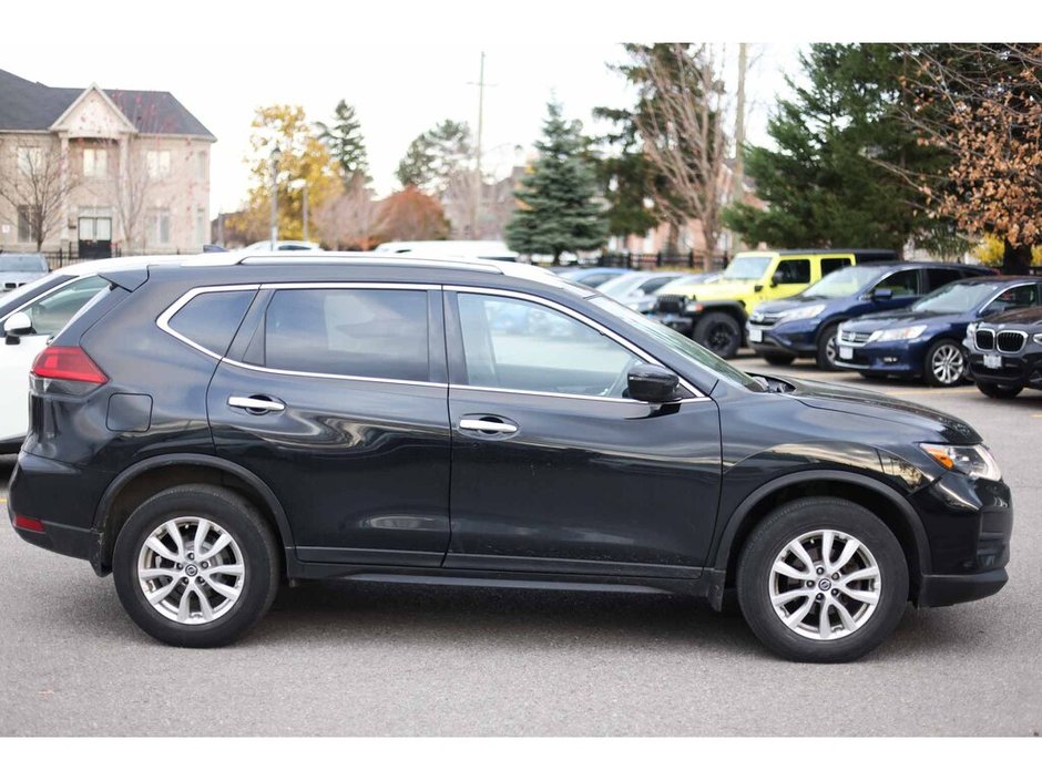 2019 Nissan Rogue S-7