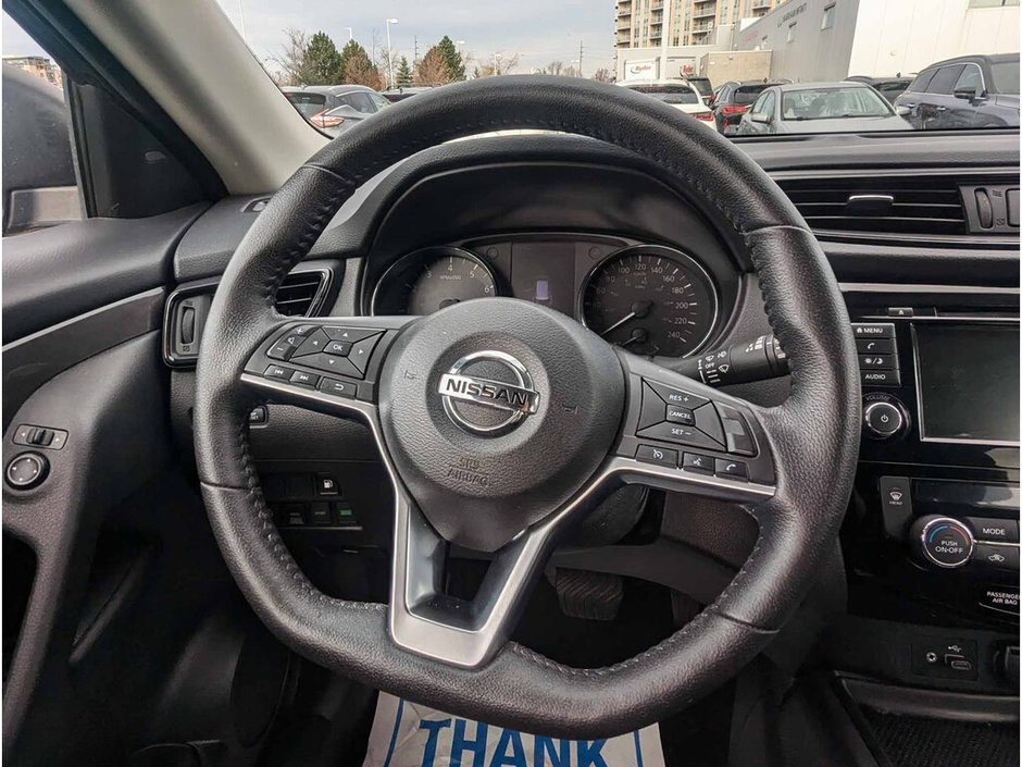 2019 Nissan Rogue S-17