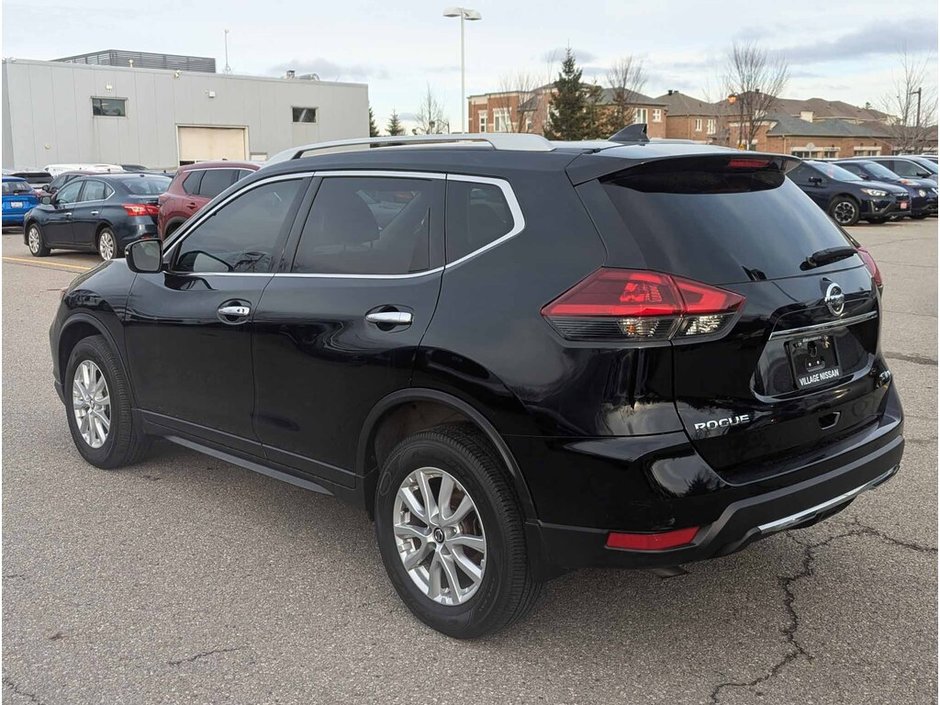 2020 Nissan Rogue SV-5