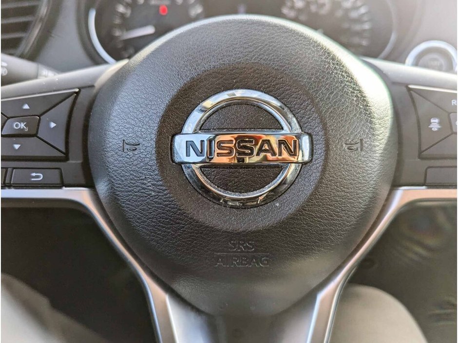 2020 Nissan Rogue SL-28