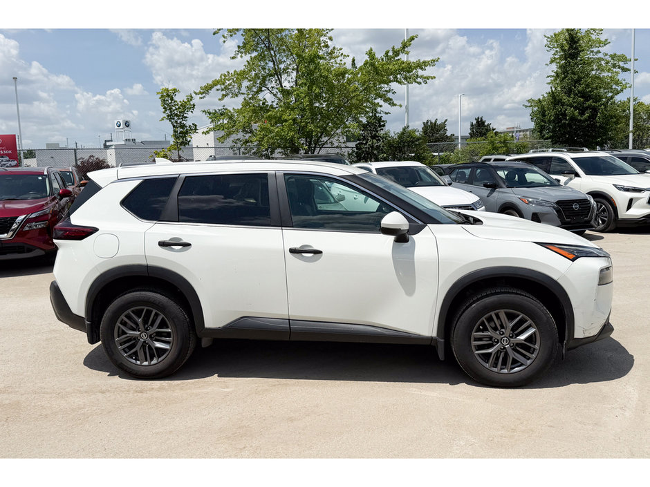 2021 Nissan Rogue S-9