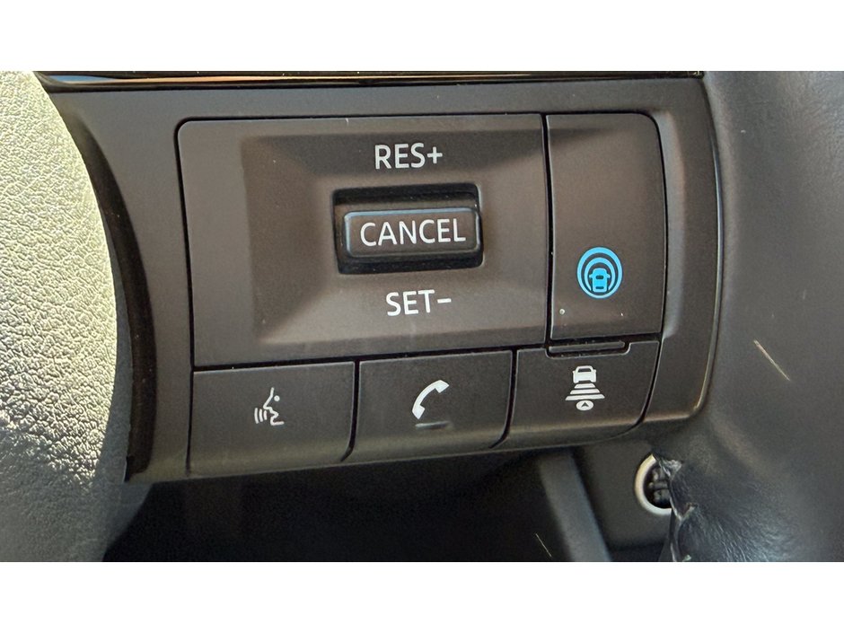 2021 Nissan Rogue SV-21