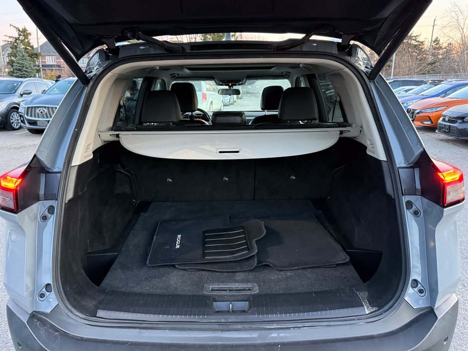 2021 Nissan Rogue SV-13