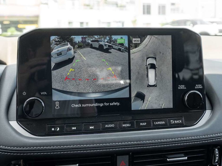 2021 Nissan Rogue Platinum-14