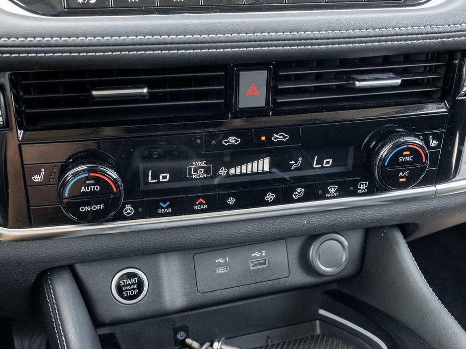 2021 Nissan Rogue Platinum-22