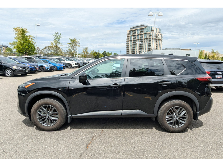 2022 Nissan Rogue S-4