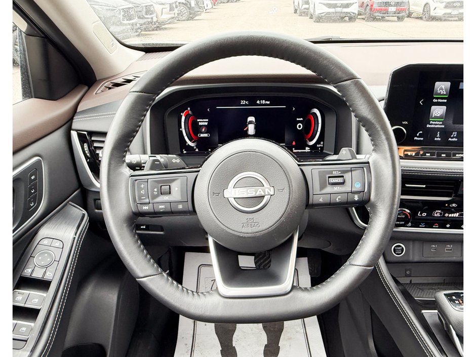 2022 Nissan Rogue Platinum-18