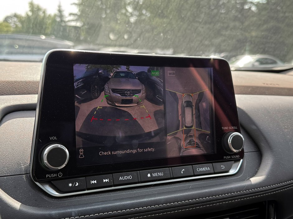 2022 Nissan Rogue SV-18