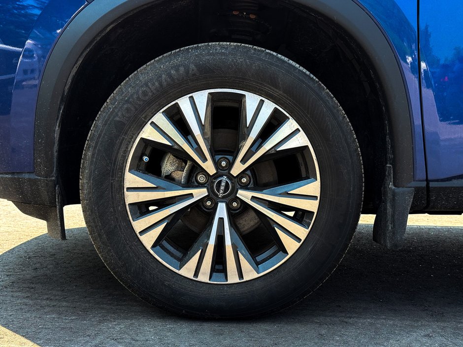 2022 Nissan Rogue SV-10