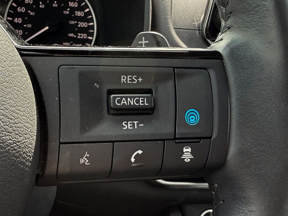 2022 Nissan Rogue SV-15