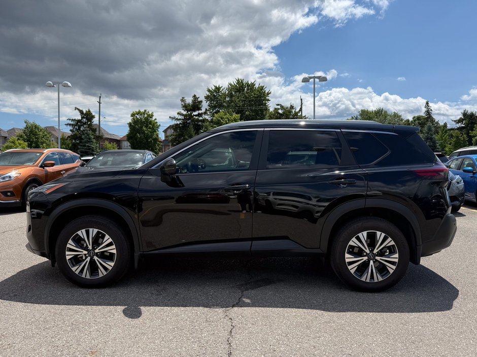 2022 Nissan Rogue SV-4