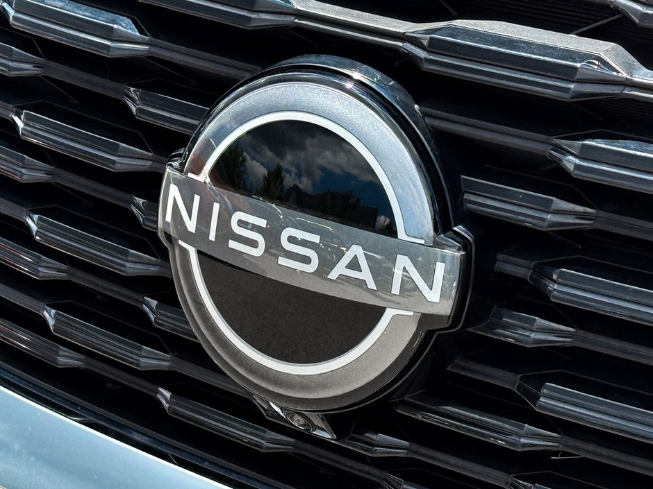 2022 Nissan Rogue SV-10