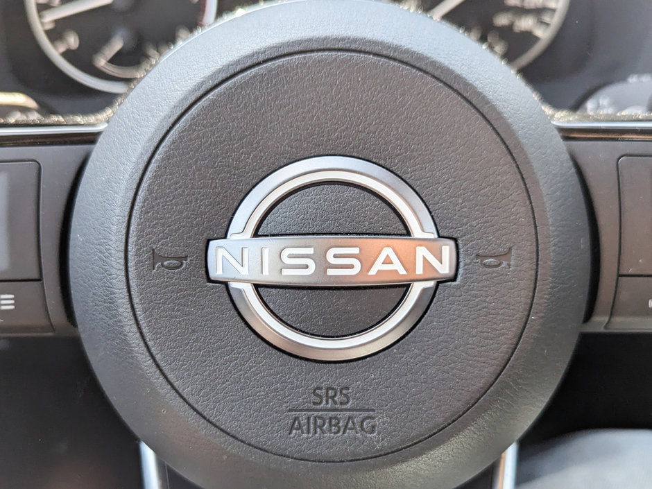 2023 Nissan Rogue SV-16