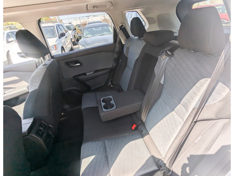 2023 Nissan Rogue SV-7