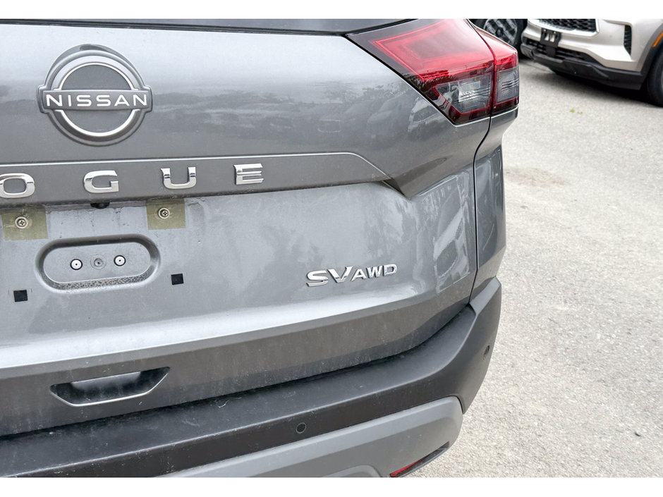 2023 Nissan Rogue SV-12