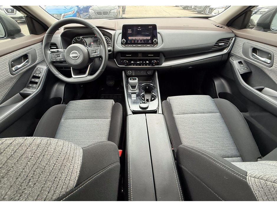 2023 Nissan Rogue SV-16
