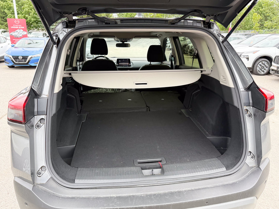 2023 Nissan Rogue SV-13