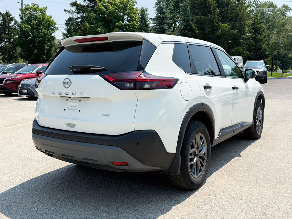 2023 Nissan Rogue S-7