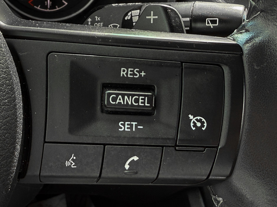 2023 Nissan Rogue S-22