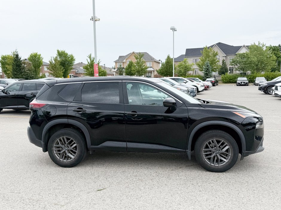2023 Nissan Rogue S-8