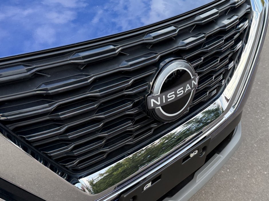 2023 Nissan Rogue SV-9