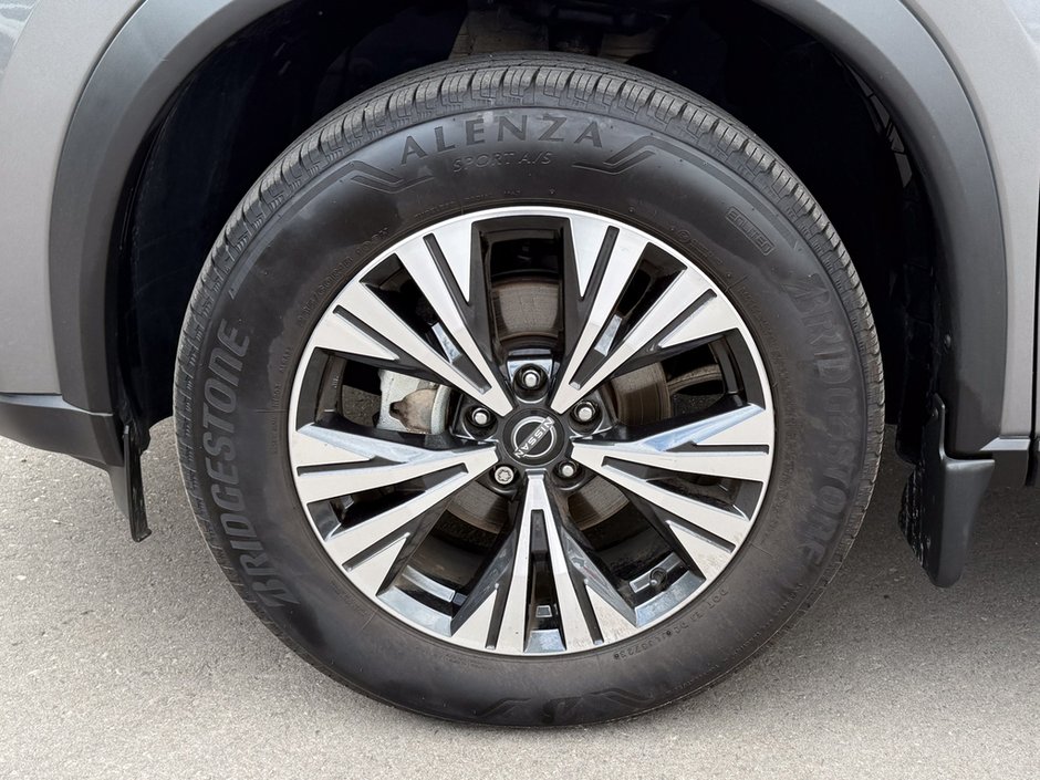 2023 Nissan Rogue SV-10