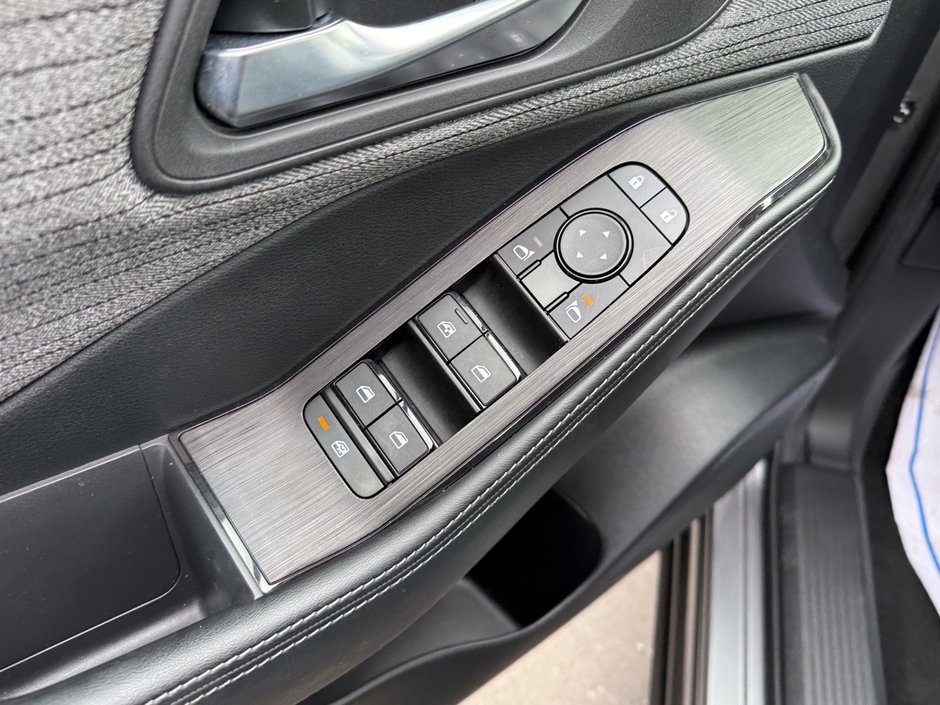 2023 Nissan Rogue SV-20