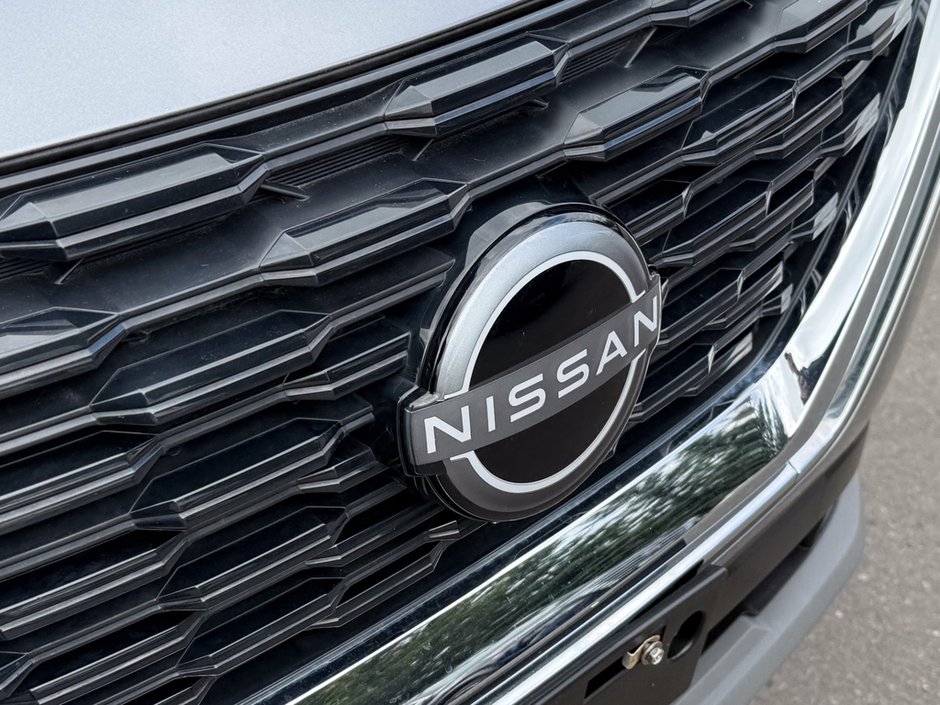 2023 Nissan Rogue SV-9